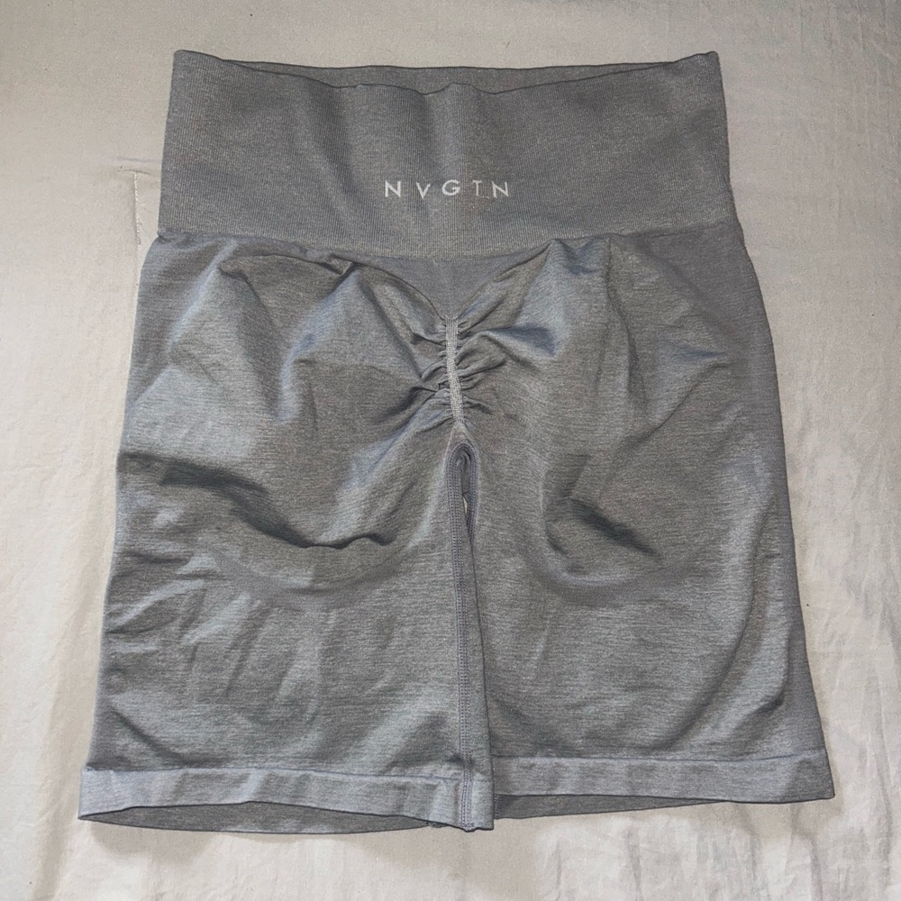 NVGTN scrunch butt shorts
